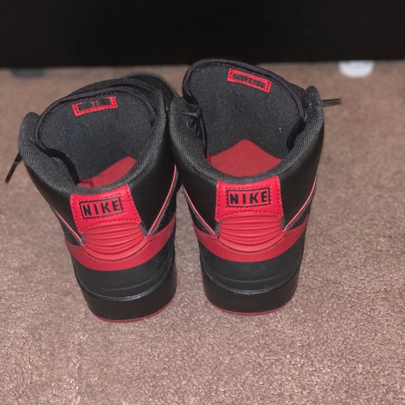 Retro Jordan 2 - Picture 3 of 4